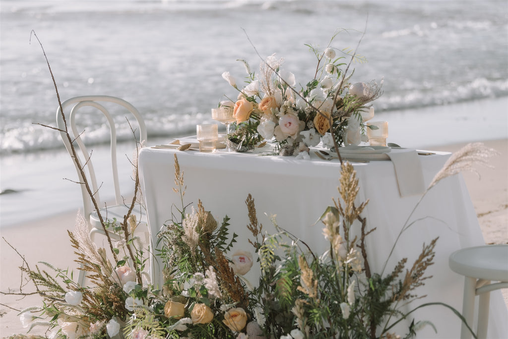 Magical Moments by the Ocean: An Intimate Moana Beach Styled Shoot